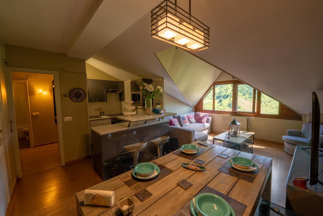 Apartamentos Formigal - Admite Mascotas - المظهر الخارجي الصورة